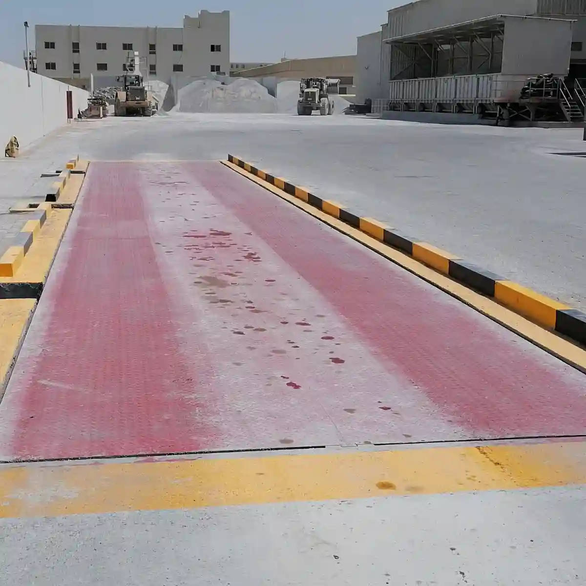 picture of a weigh bridge platform manufacturer